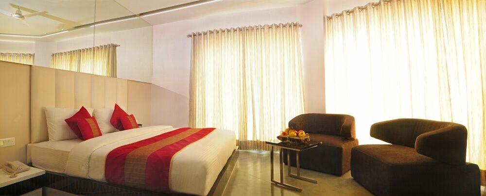Hotel Gulnar New Delhi Eksteriør billede